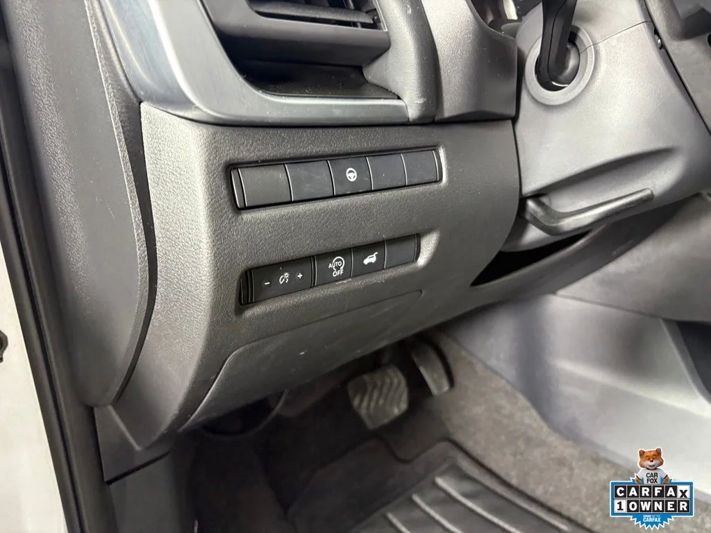 Used 2025 Silver Nissan SV image 16