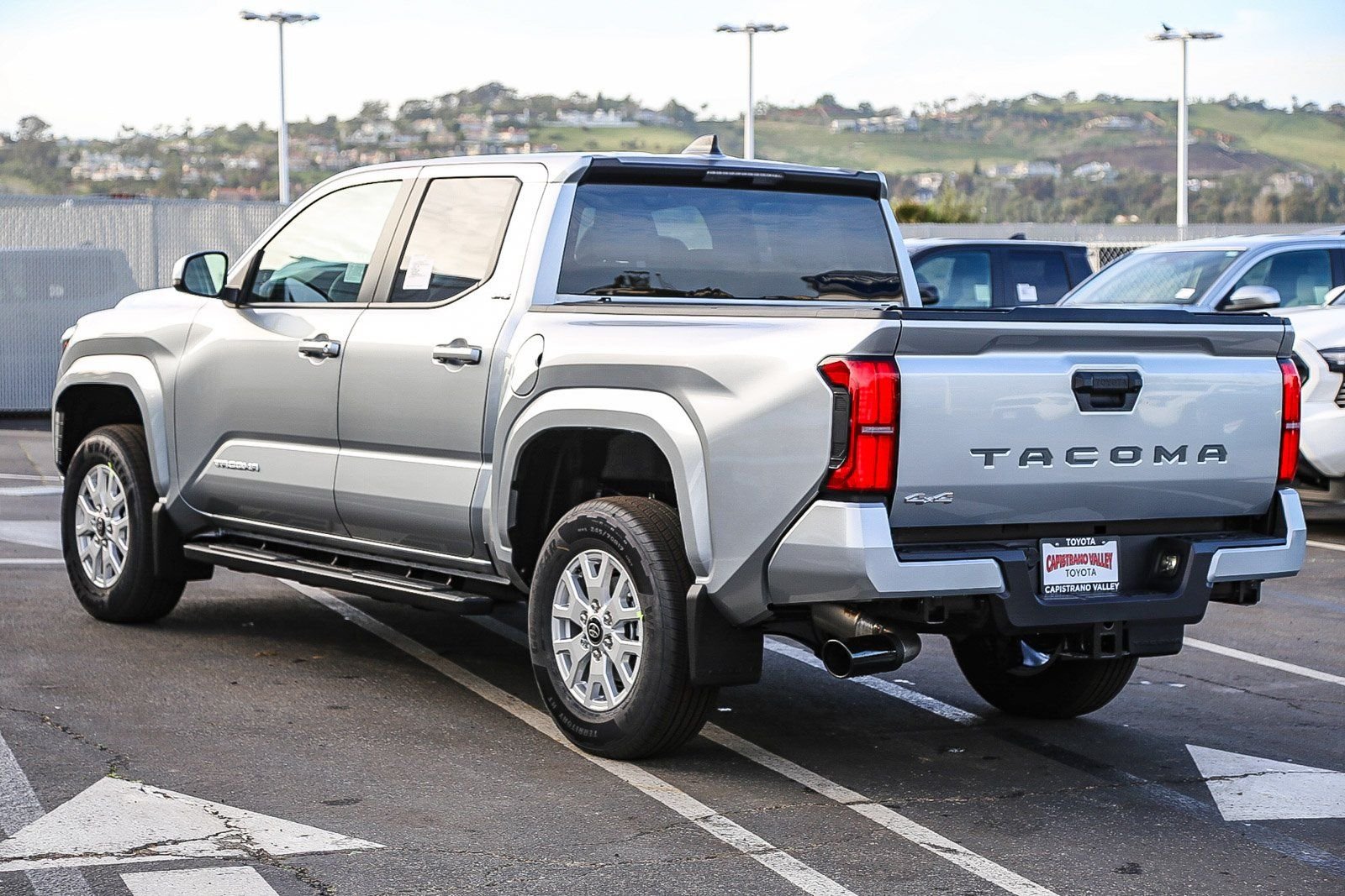 2026 Toyota Tacoma SR5 - Photo 8