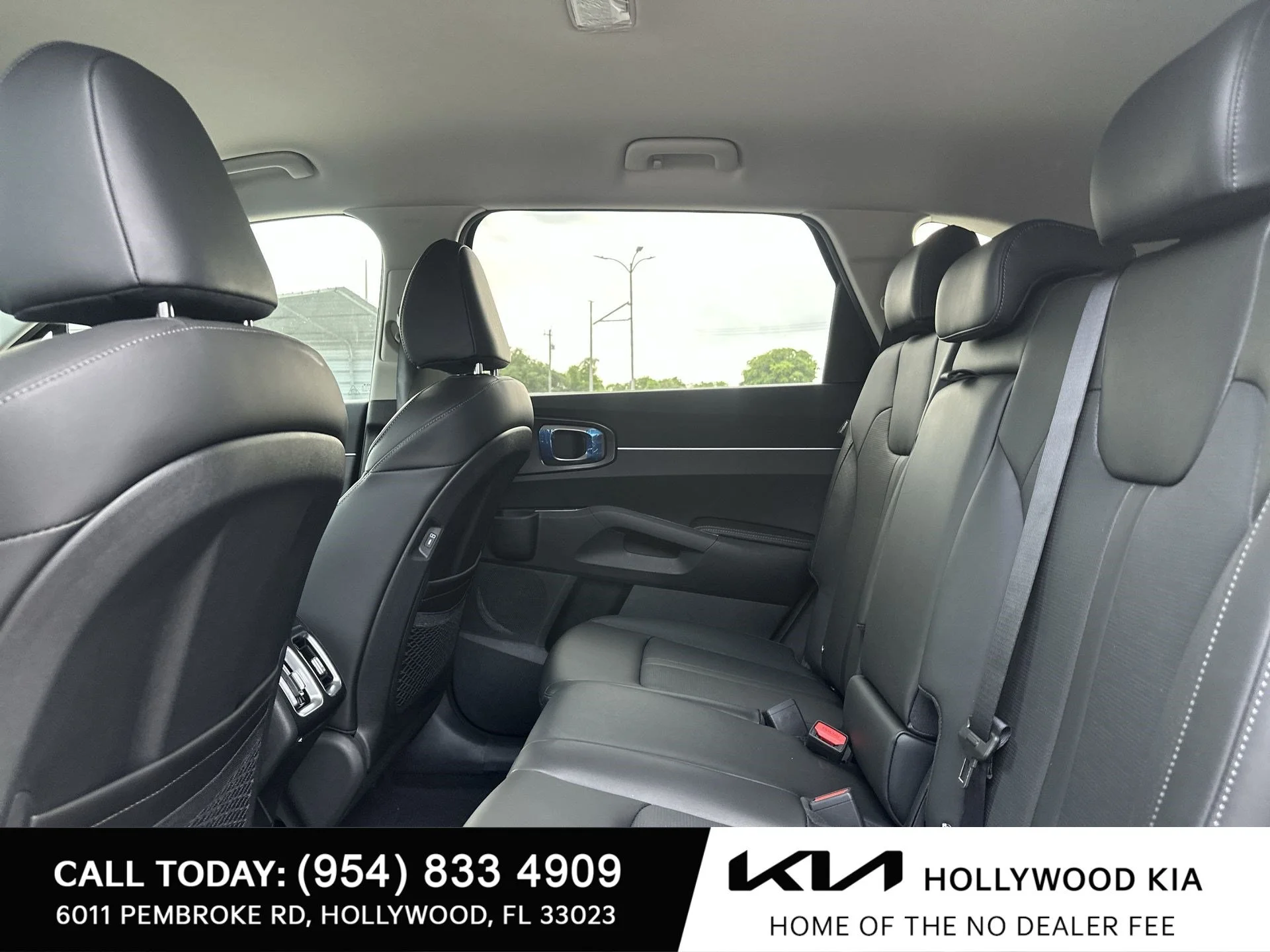 New 2026 Ivory Silver Kia S image 22
