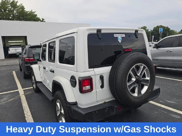 Used 2022 White Jeep Unlimited Sahara image 10