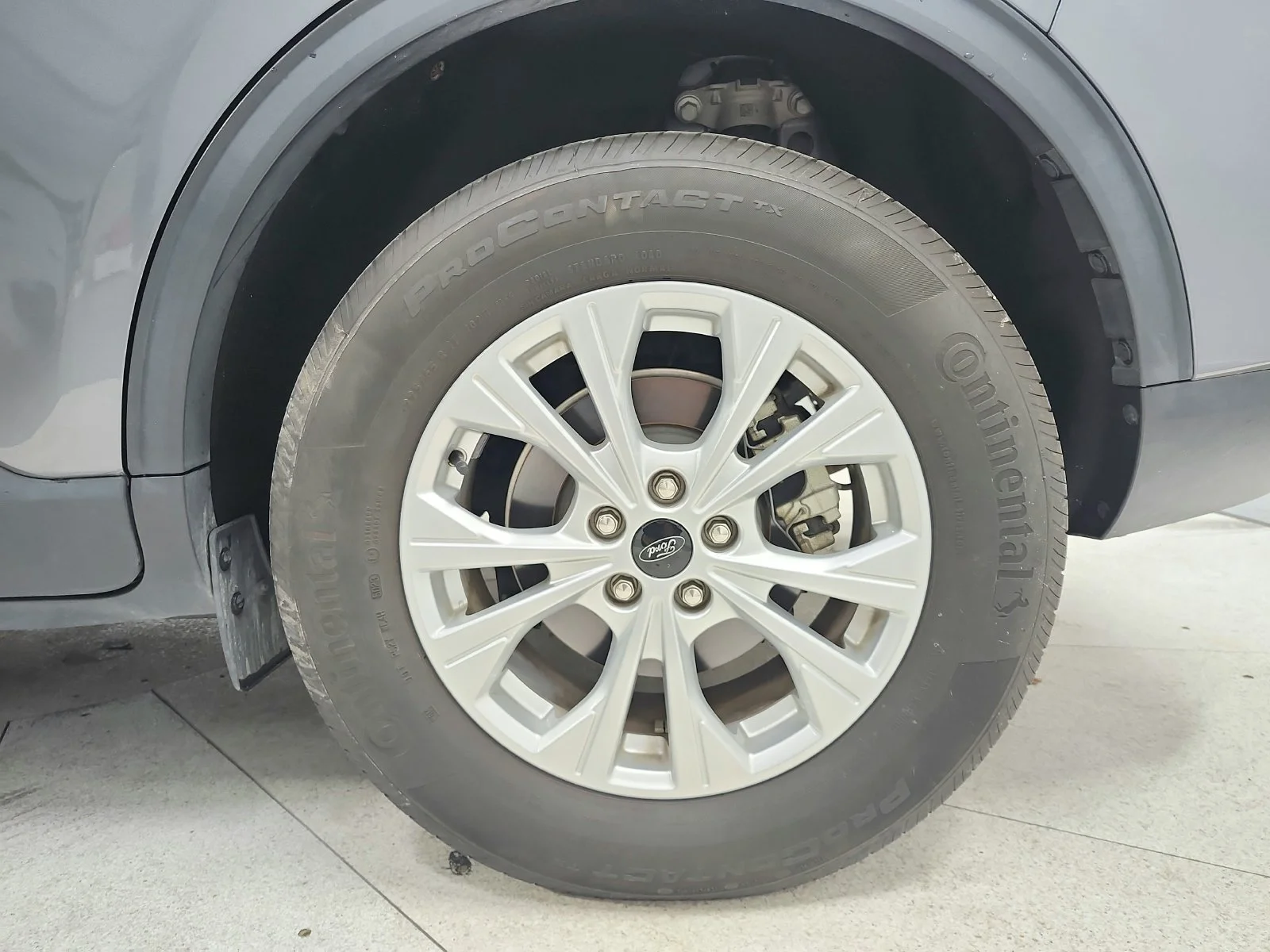 Used 2024 Gray Ford Active image 19