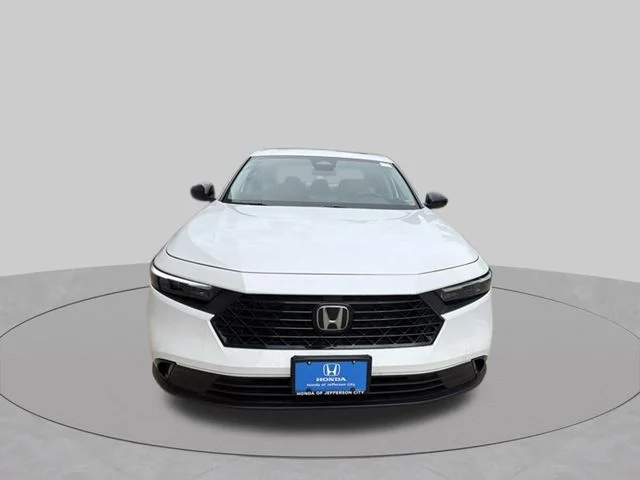 Certified Used 2025 Platinum White Pearl Honda 1.5T SE image 9