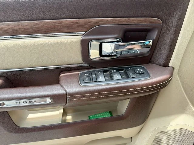 Used 2014 Beige Ram Laramie image 16