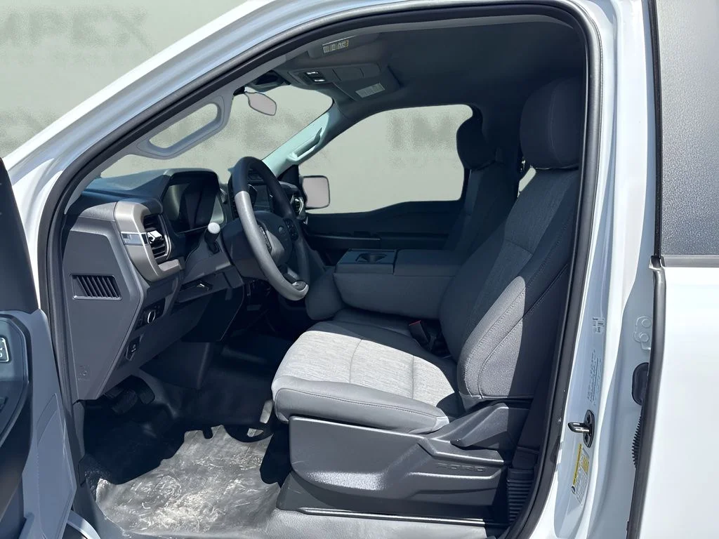 Used 2024 White Ford XL image 9