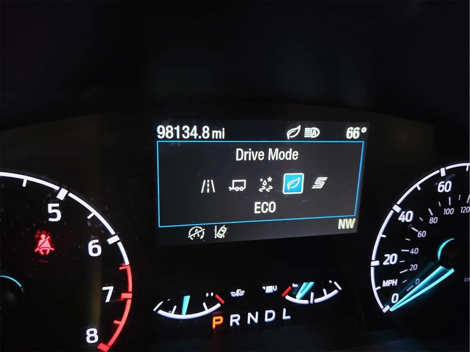 Used 2022 Oxford White Ford XL image 29