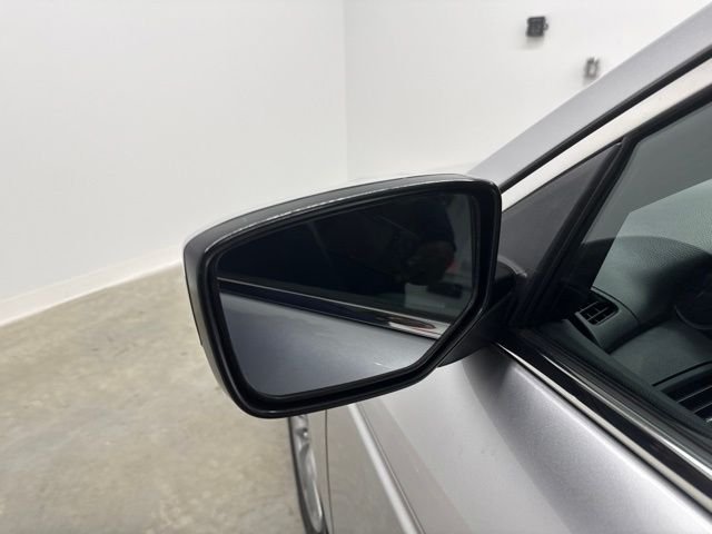Used 2011 Silver Honda EX image 13