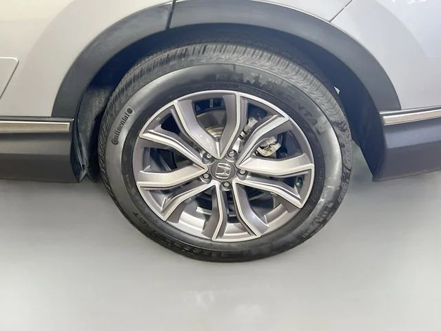 Used 2021 Lunar Silver Metallic Honda Touring image 27