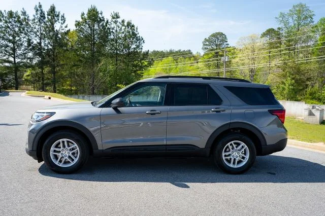 New 2026 Carbonized Gray Metallic Ford Active image 5