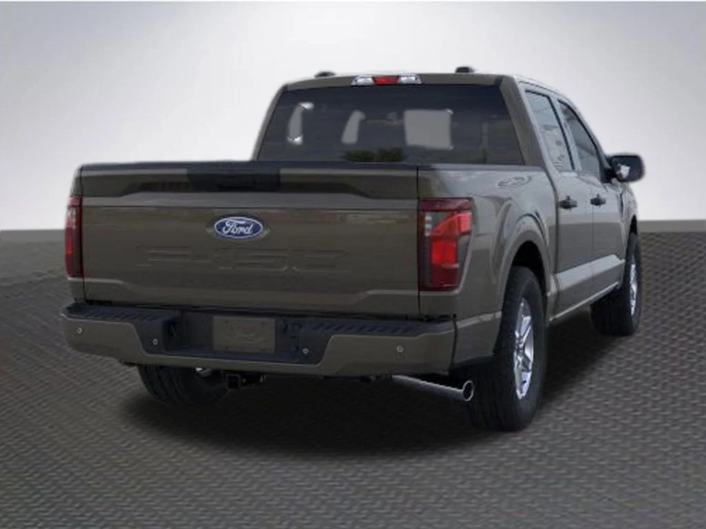 New 2026 Marsh Gray Ford XLT image 8