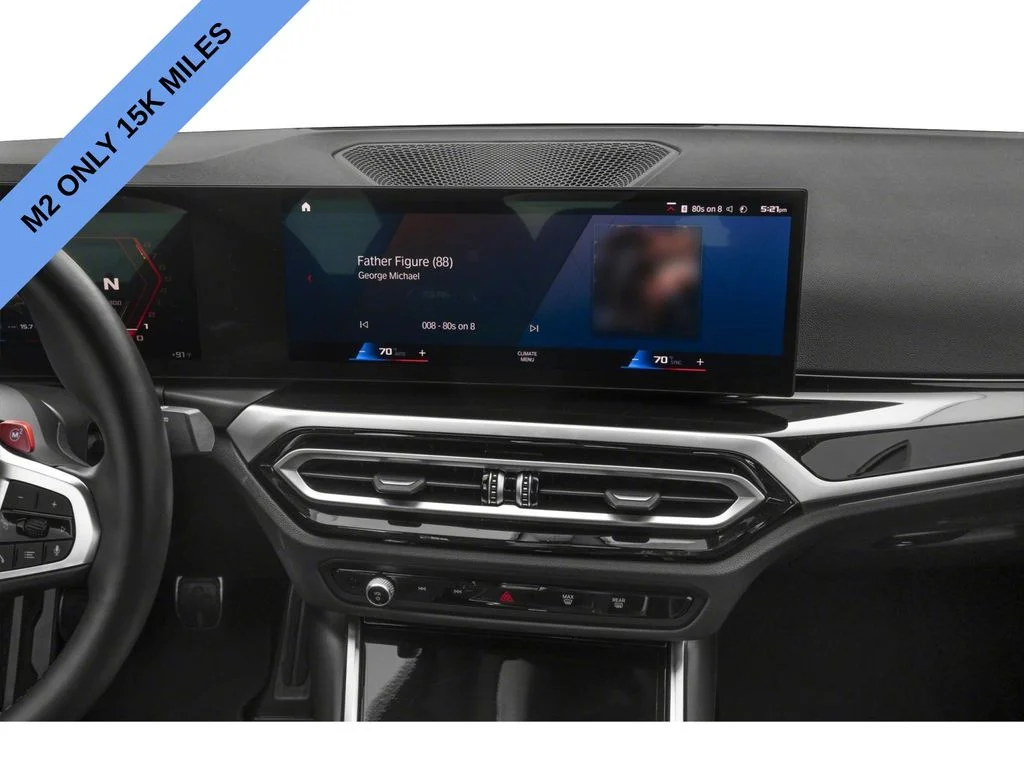 Used 2024 Alpine White BMW Base image 7