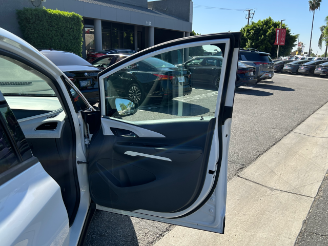 Used 2020 White Chevrolet LT image 26