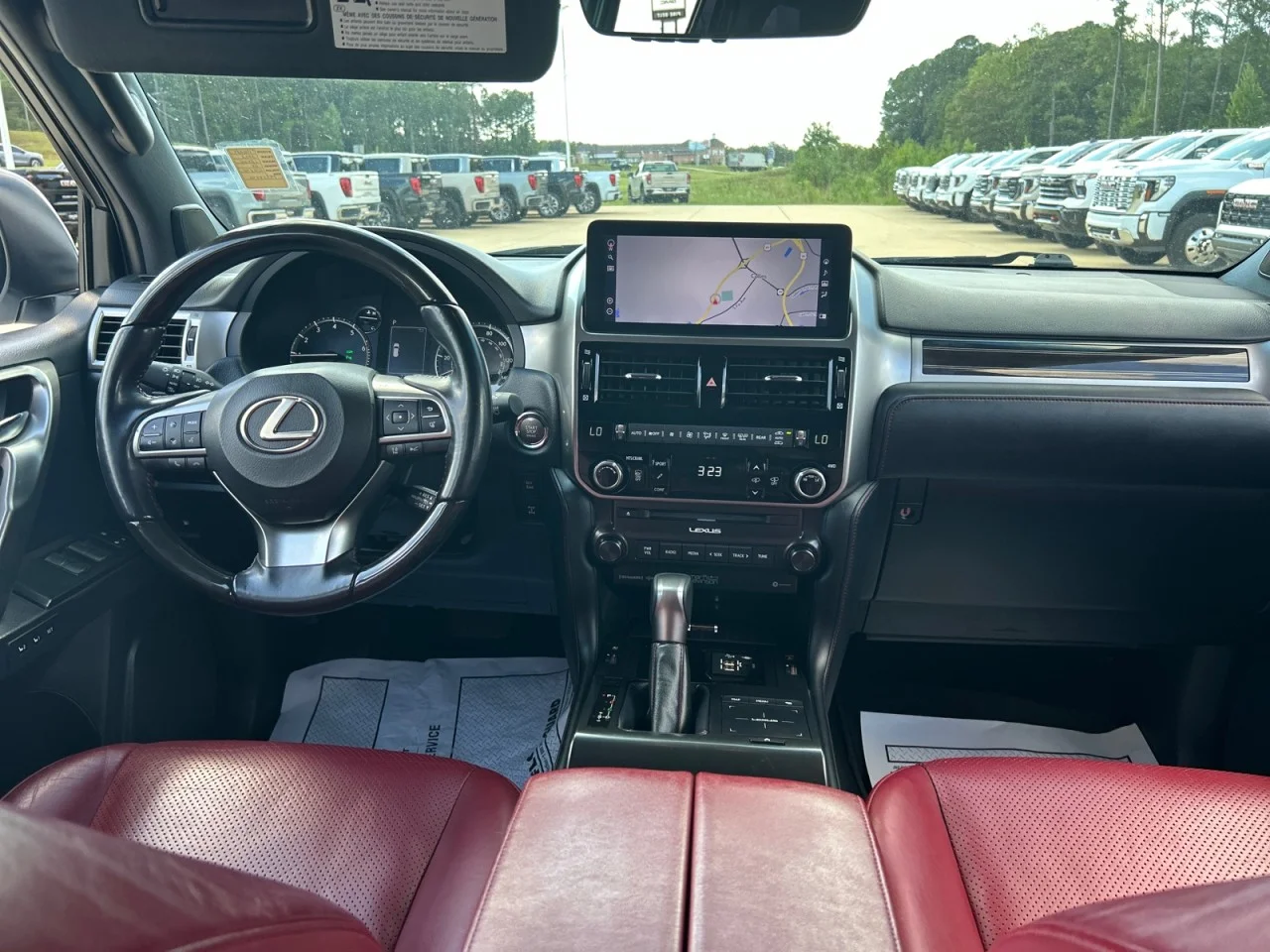 Used 2023  Lexus GX 460 Luxury image 23