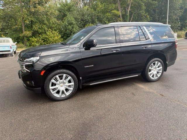 Used 2023 Chevrolet Tahoe High Country with VIN 1GNSKTKL7PR126574 for sale in Kansas City