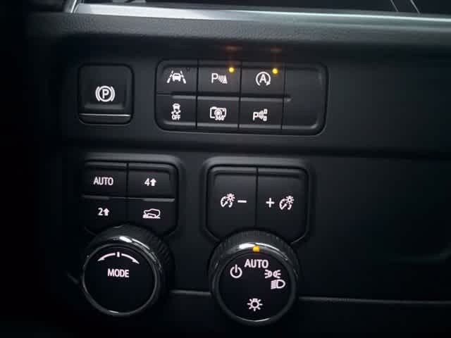 Used 2025 Black Chevrolet LT image 25