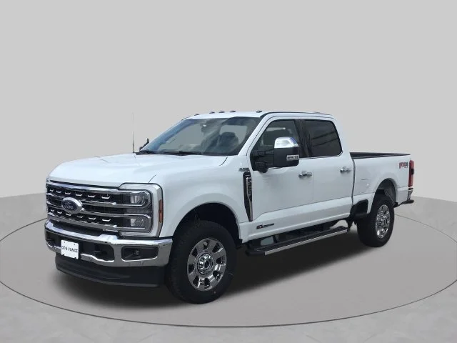 2026 Ford Super Duty F-350® Lariat®