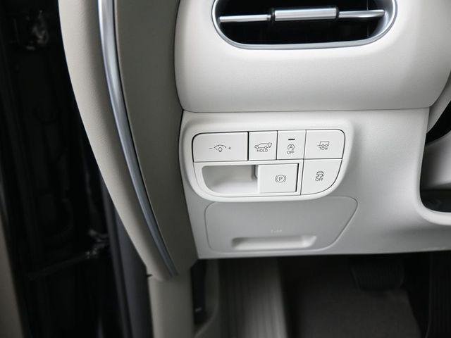 New 2026 Black Hyundai Limited AWD image 18