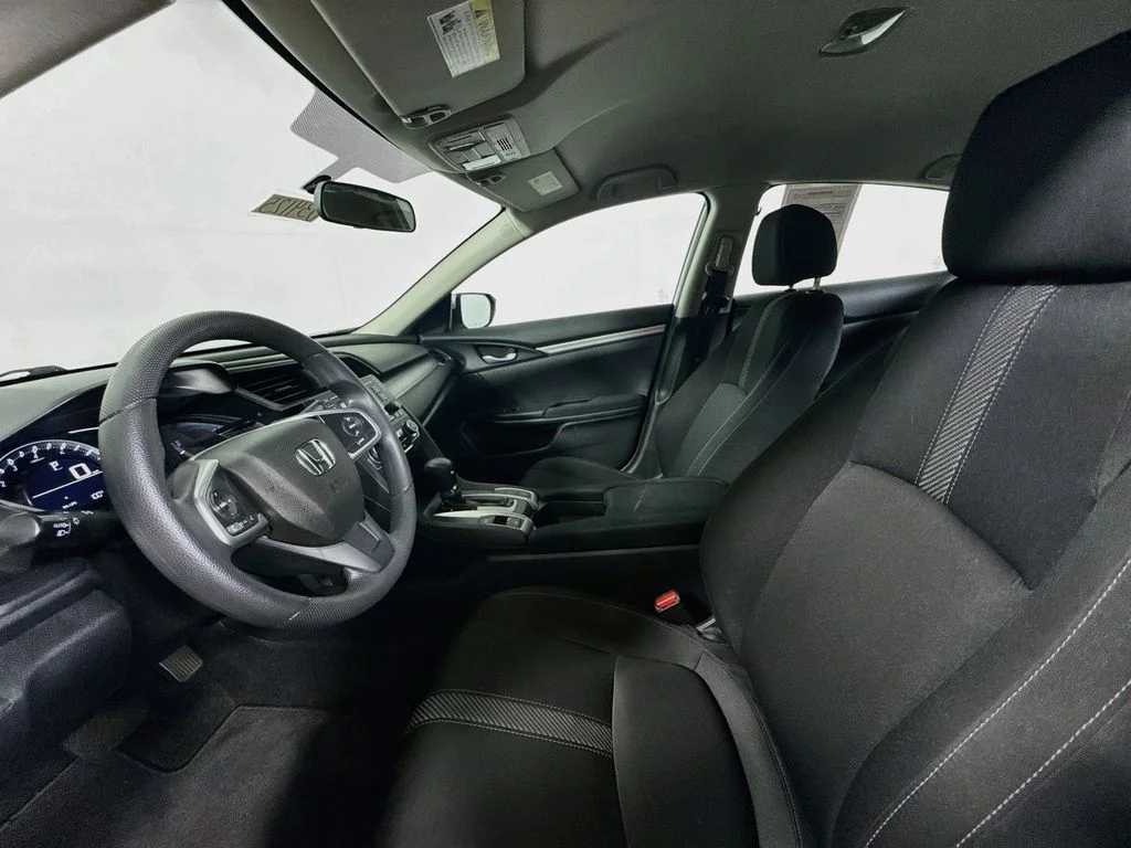 Used 2017 Lunar Silver Metallic Honda LX image 19