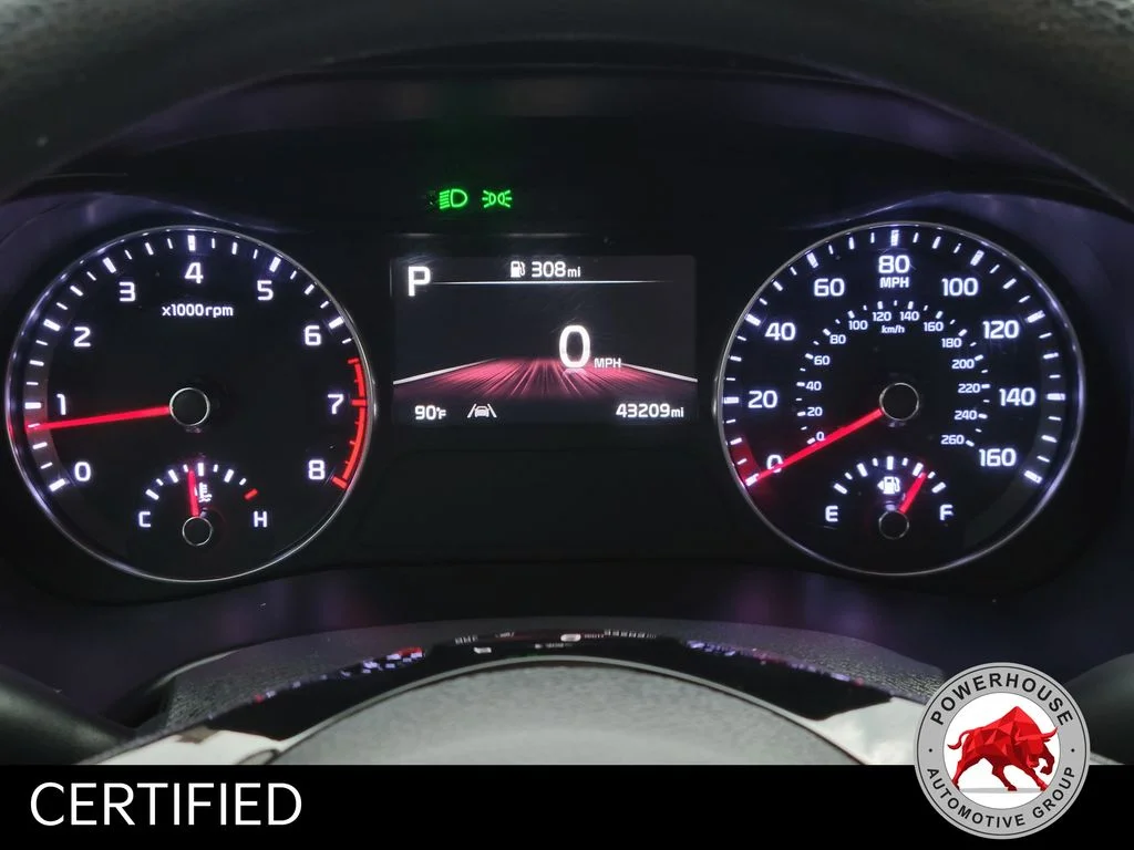 Used 2024 Red Kia LXS image 30