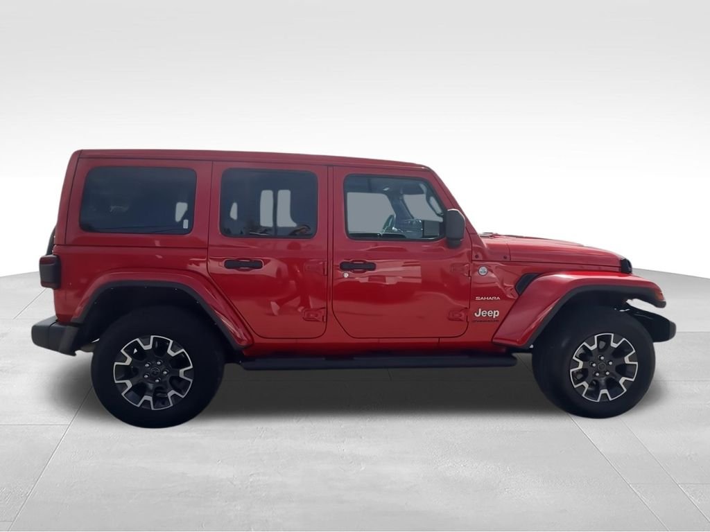 Used 2024 Red Jeep Sahara image 11