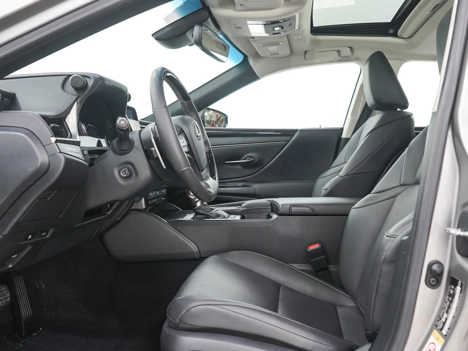 Used 2019 Moonbeam Beige Met Lexus  image 21