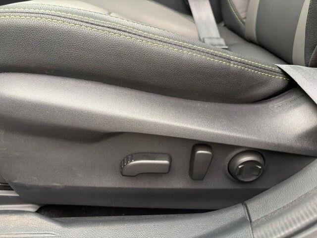 Used 2025 Crystal White Pearl Subaru Onyx Edition image 22