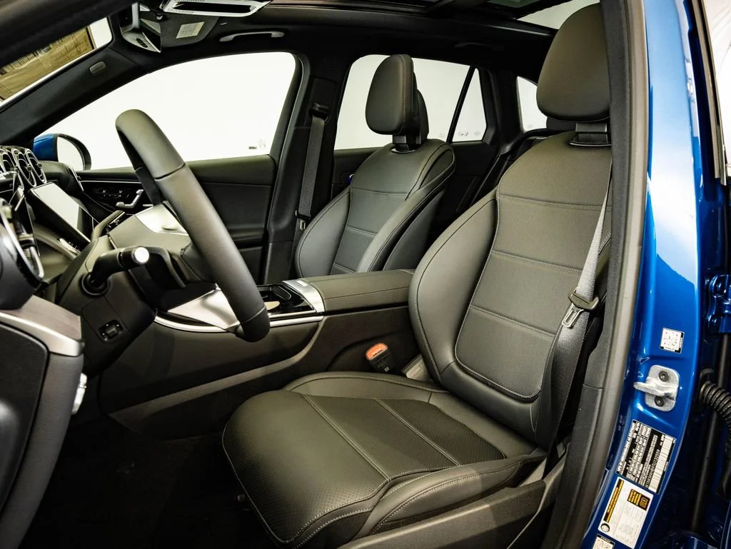 New 2026 Starling Blue Metallic Mercedes-Benz GLC 300 image 22