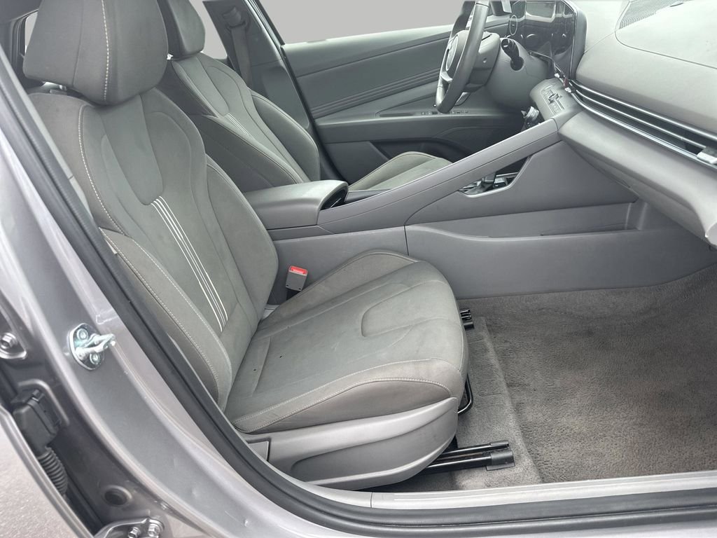 Used 2025 Fluid Metal Hyundai SEL Convenience image 26