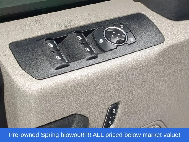 Used 2021 White Ford XL image 22
