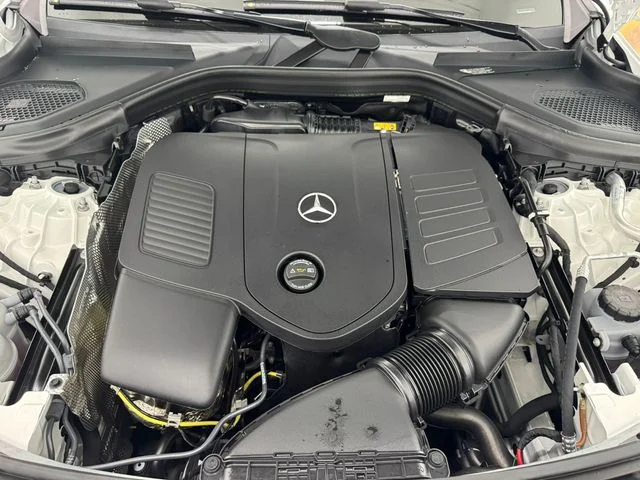 New 2026 Polar White Mercedes-Benz GLC 300 Coupe image 14