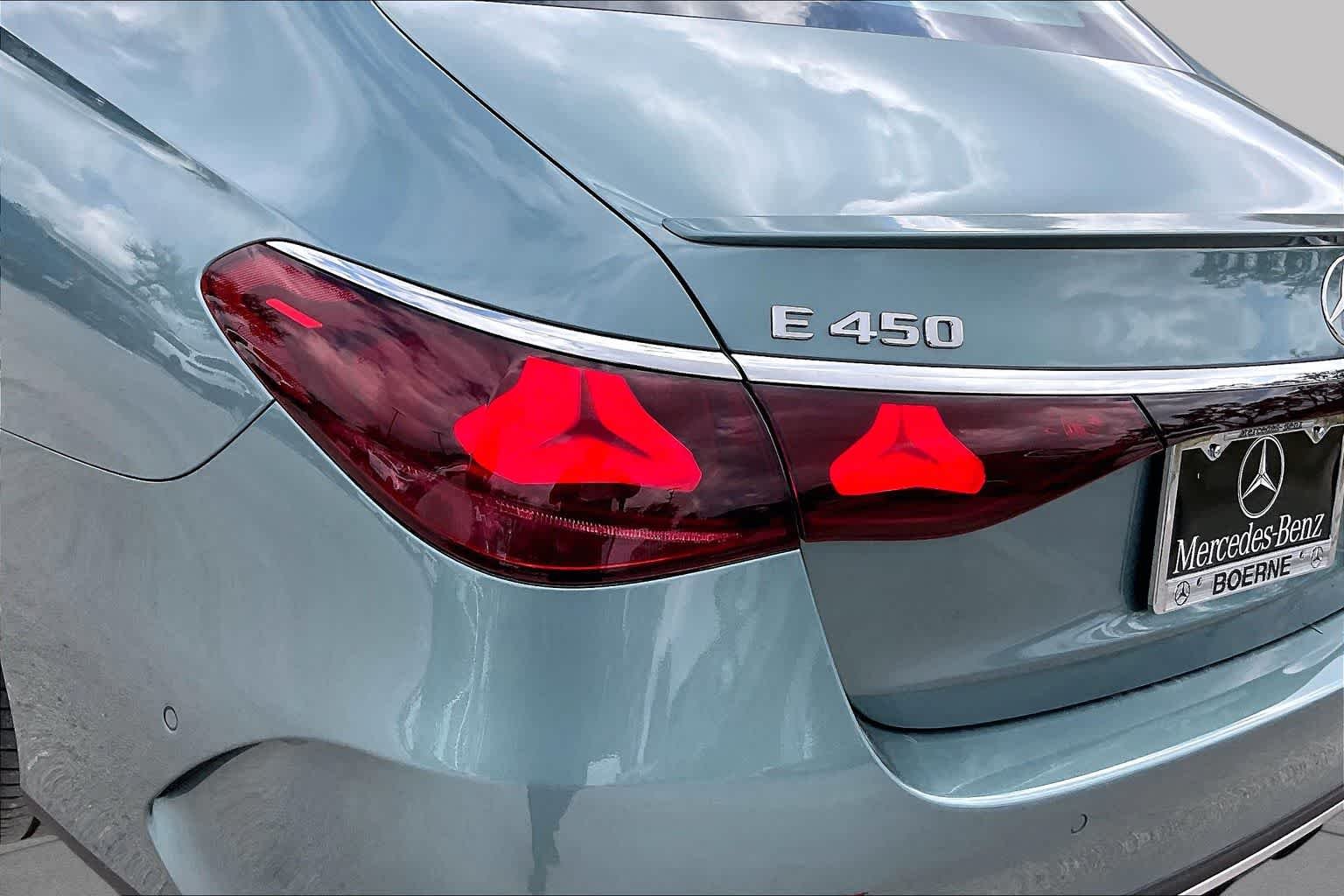 New 2026 Verde Silver Metallic Mercedes-Benz E 450 image 5