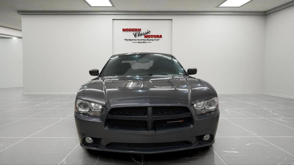 Used 2014 Gray Dodge R/T image 2