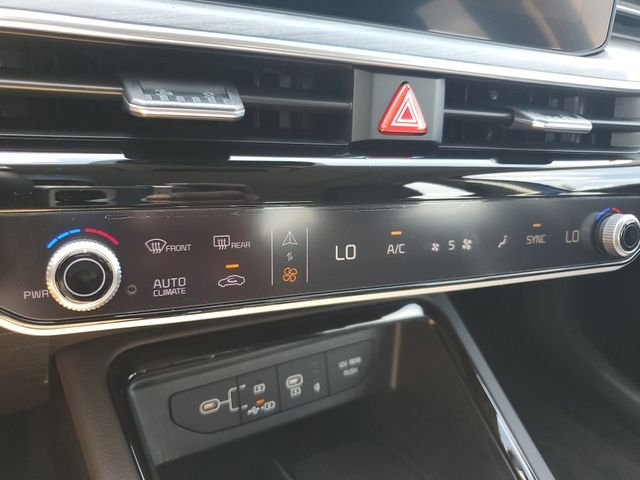 2025 Kia K5 EX - Photo 29