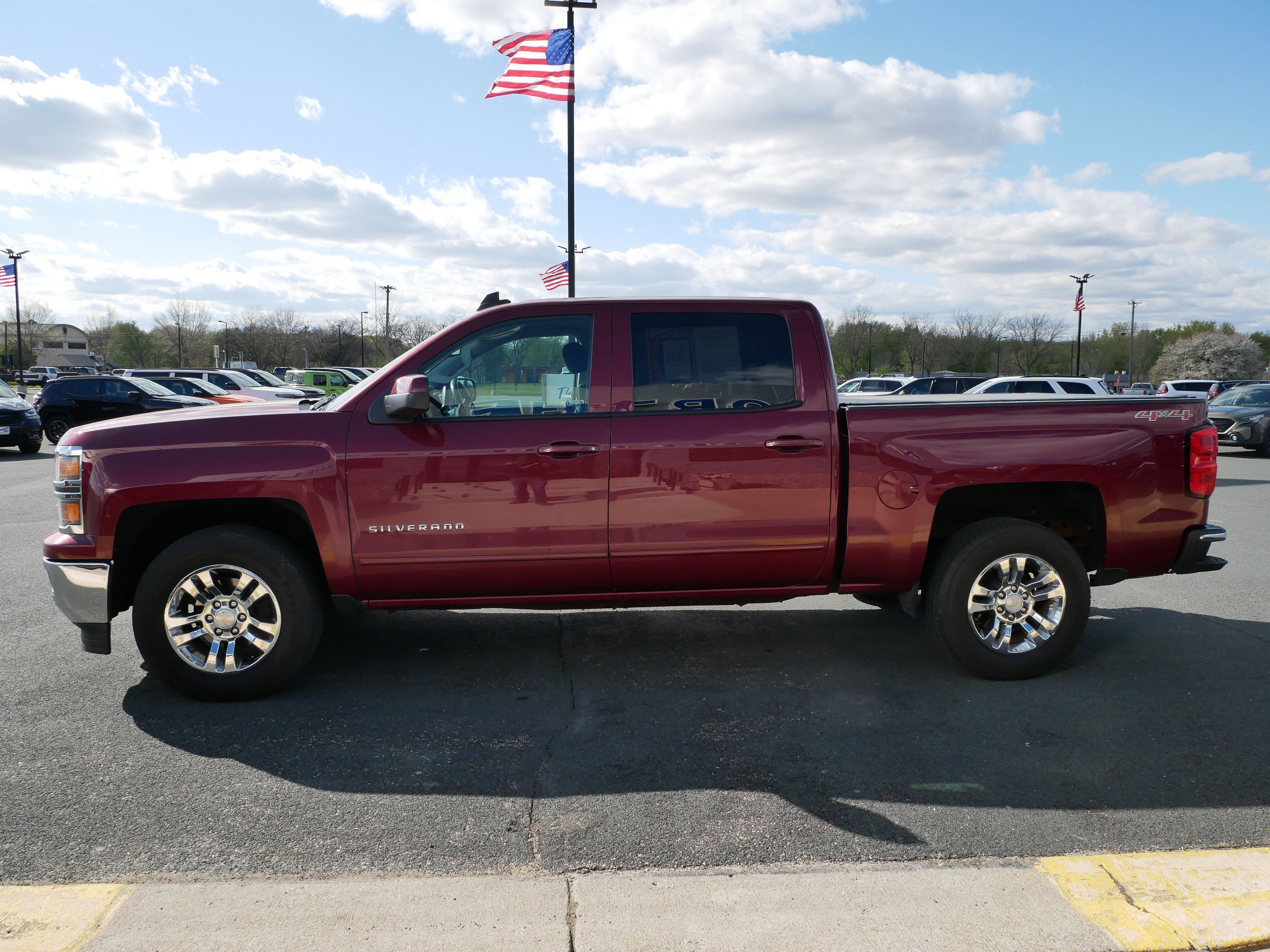 View vehicle photo 5