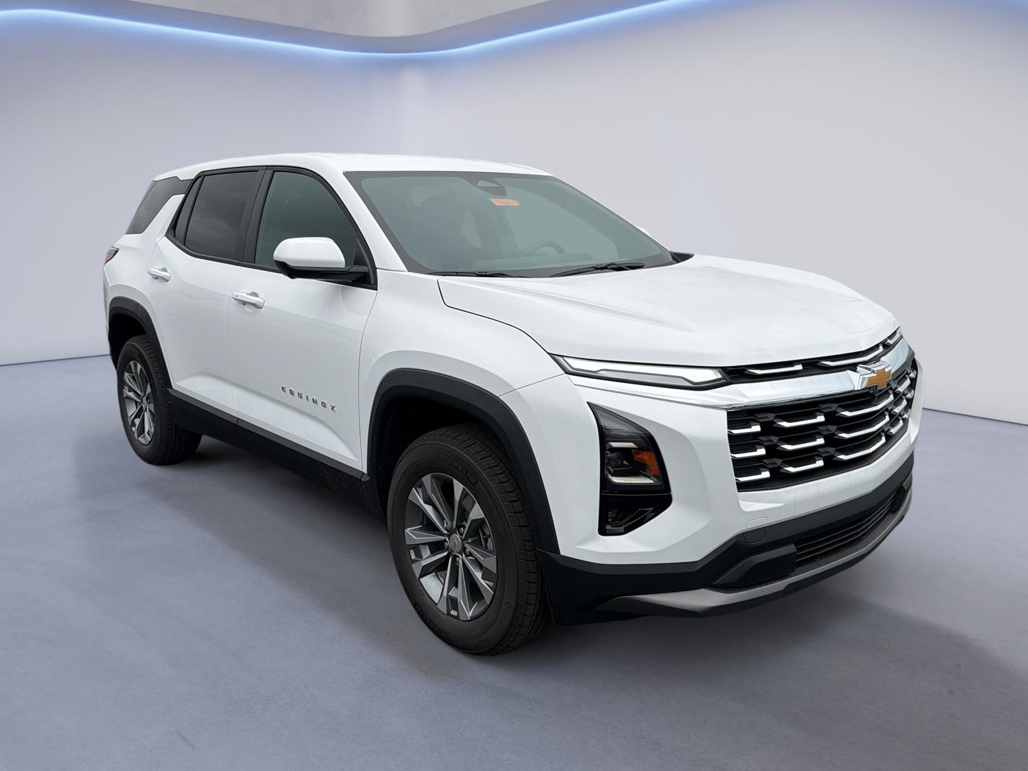 2027 Chevrolet Equinox LT - Photo 7