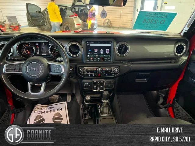 Used 2023 Red Jeep Sahara image 13