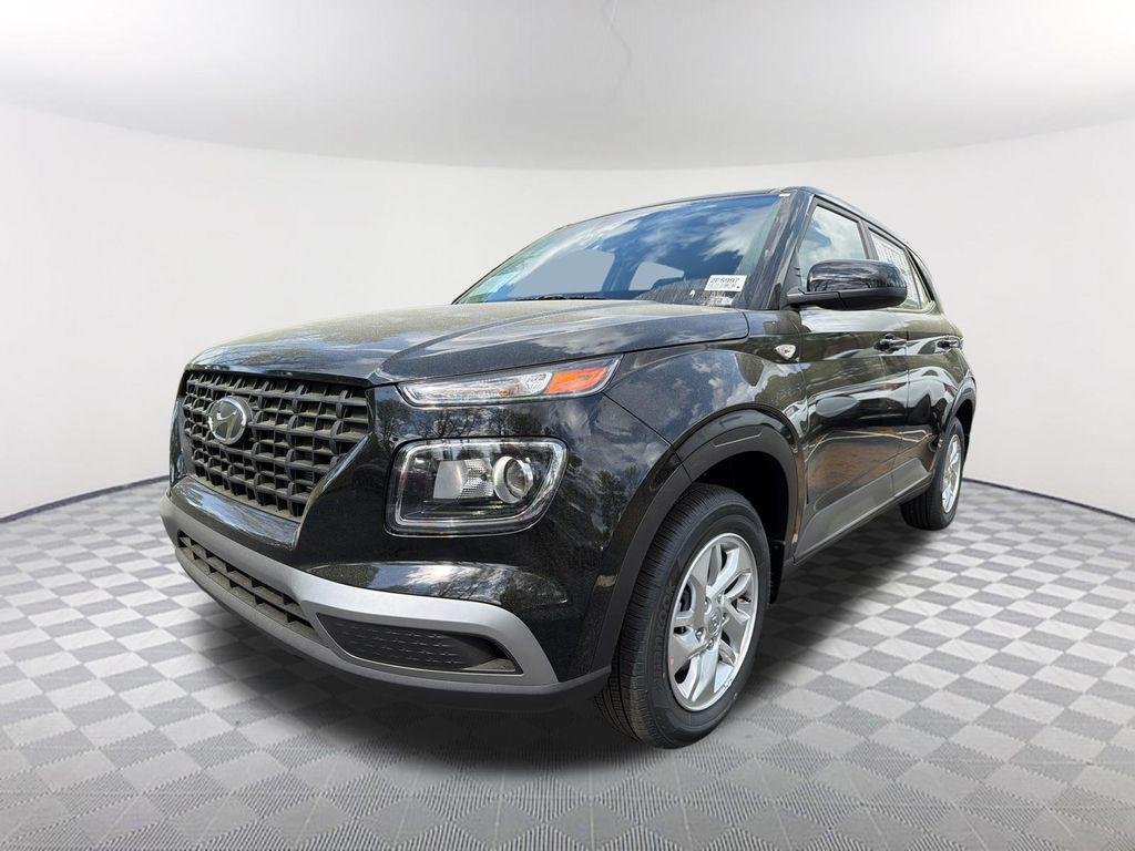 New 2026 Black Hyundai SE image 1