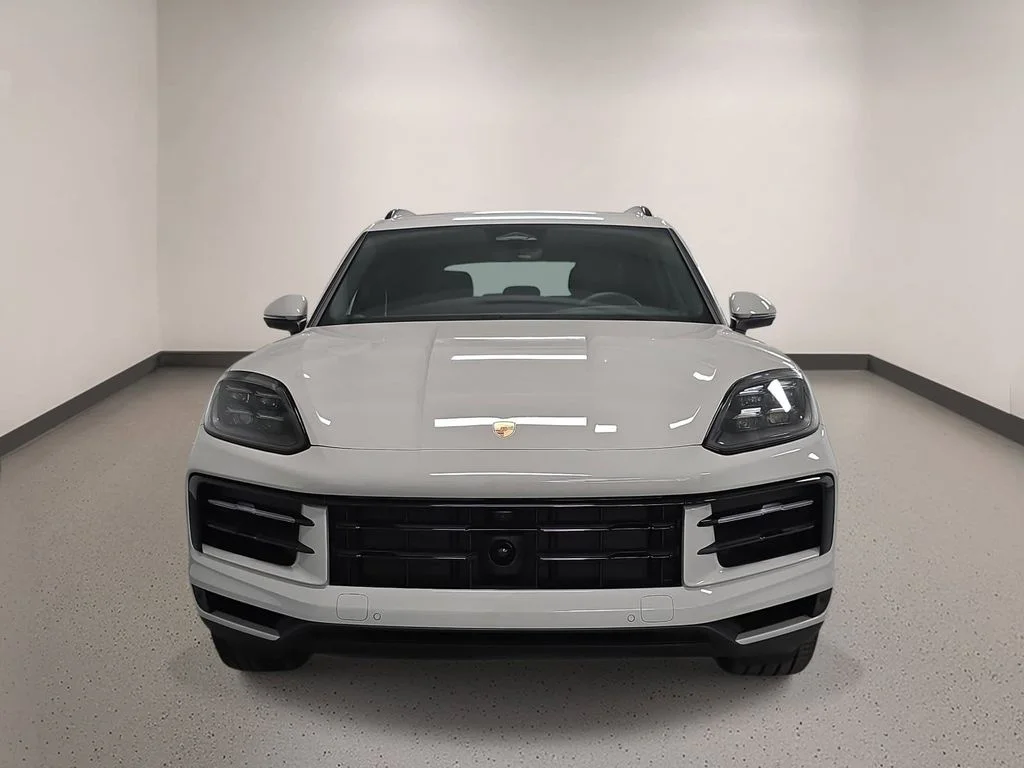 New 2026 Chalk Porsche  image 9
