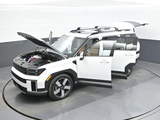 New 2027 White Hyundai Limited AWD image 28