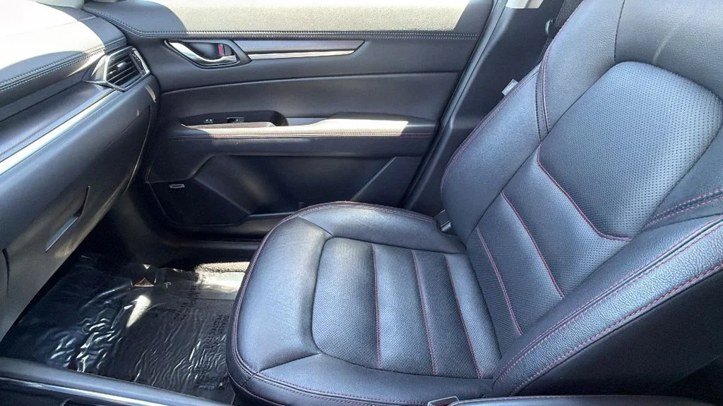 Used 2025 Gray Metallic Mazda 2.5 S Carbon Edition image 12