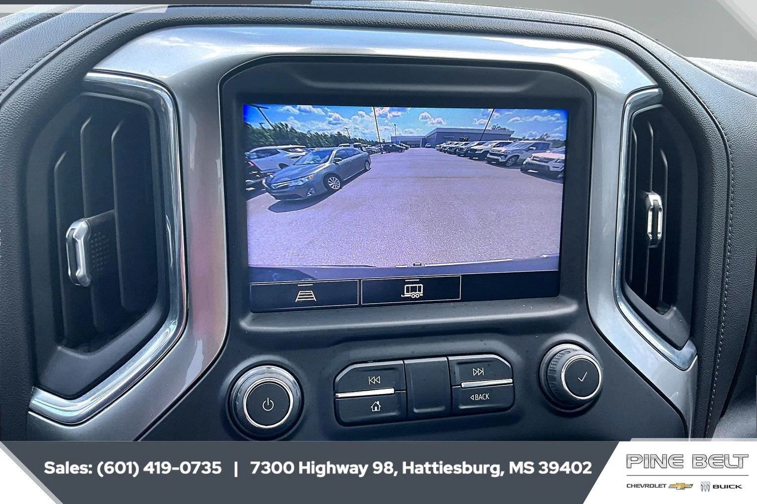 Used 2022 Shadow Gray Metallic Chevrolet RST image 16