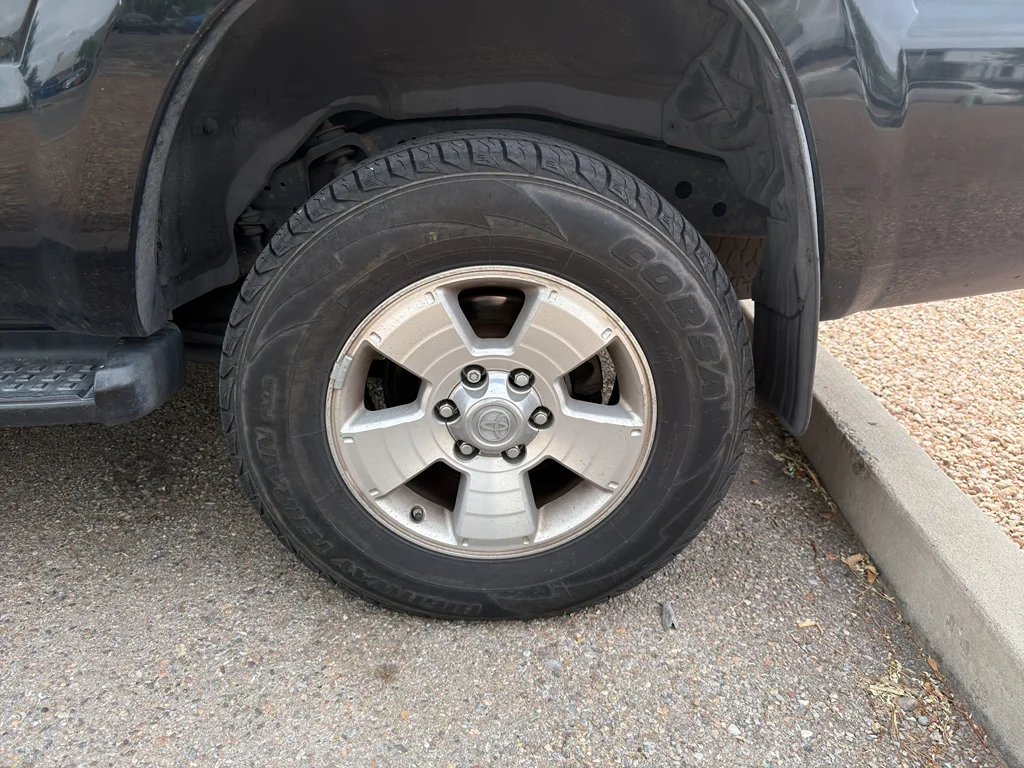 Used 2009 Black Toyota SR5 image 11