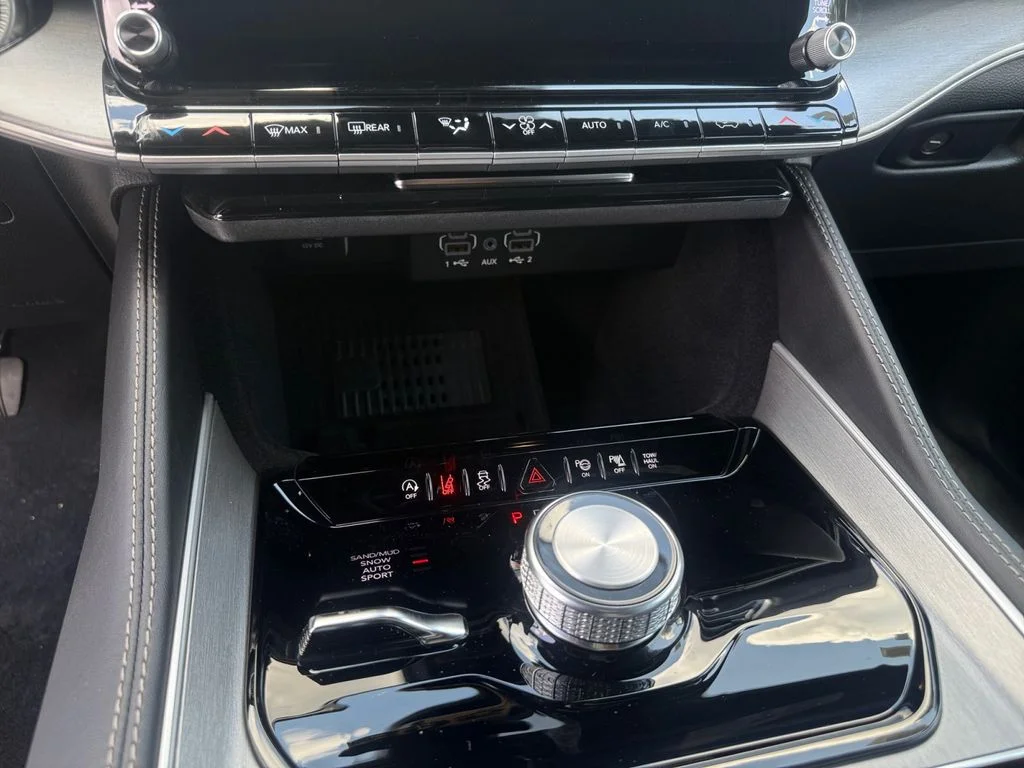 New 2026 Black Jeep  image 22