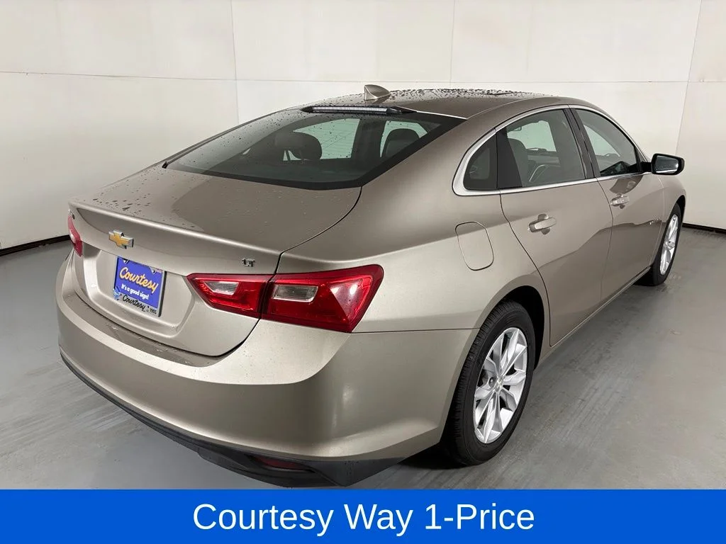 Used 2023 Gray Chevrolet LT image 11
