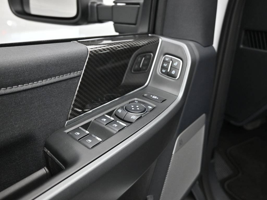 New 2026 Oxford White Ford Lariat image 11