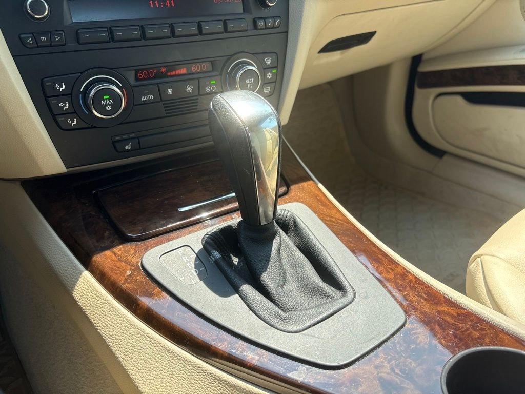 Used 2007  BMW 328i image 14