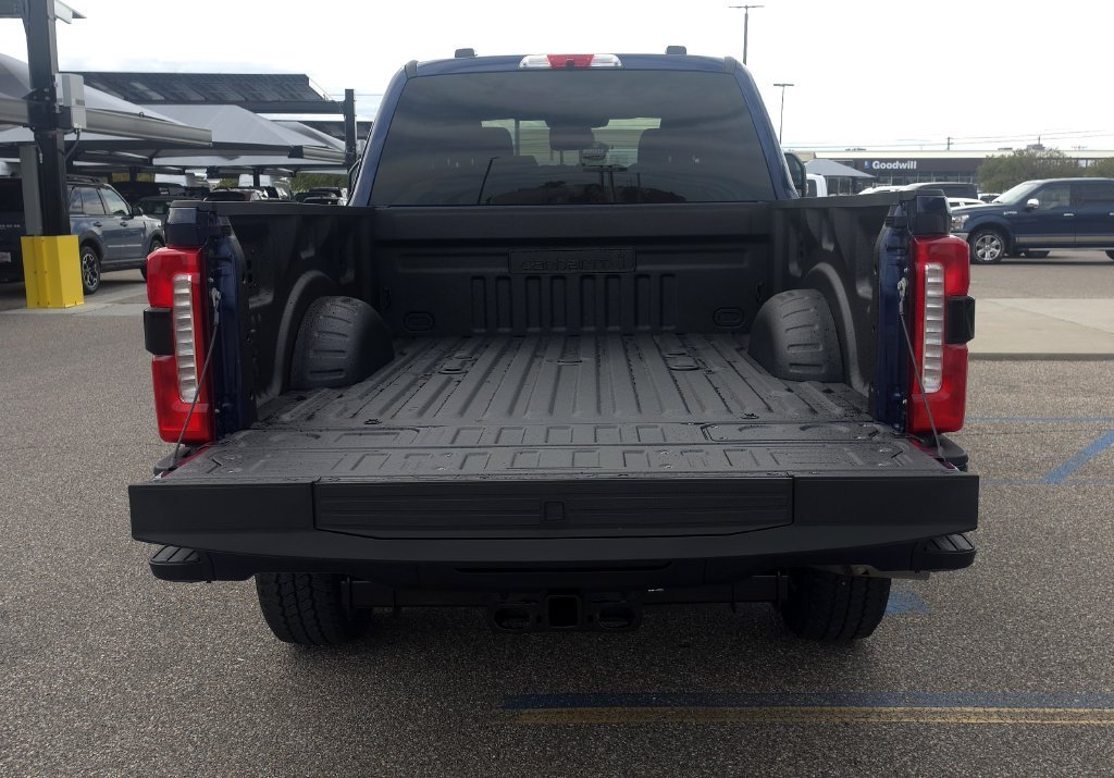 New 2027 Neptune Blue Ford F-350® XLT image 10