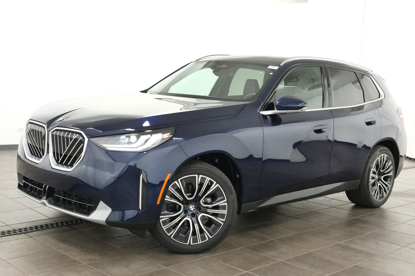シルバーX3 New 2026 BMW X3 30 xDrive 4D Sport Utility in Elmhurst #B25600