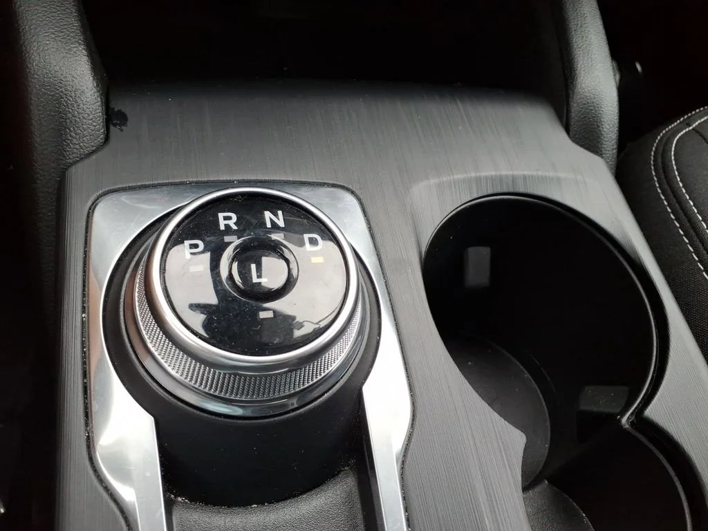 Used 2025 Silver Ford Active image 33