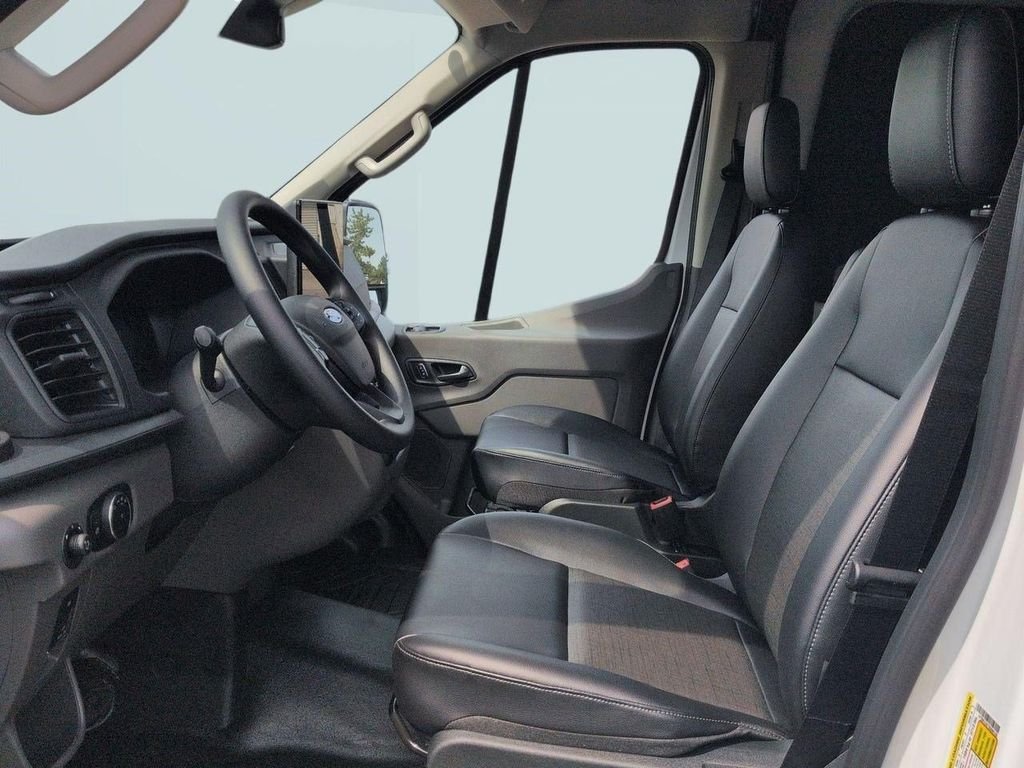 New 2026 Oxford White Ford Cargo Van image 52