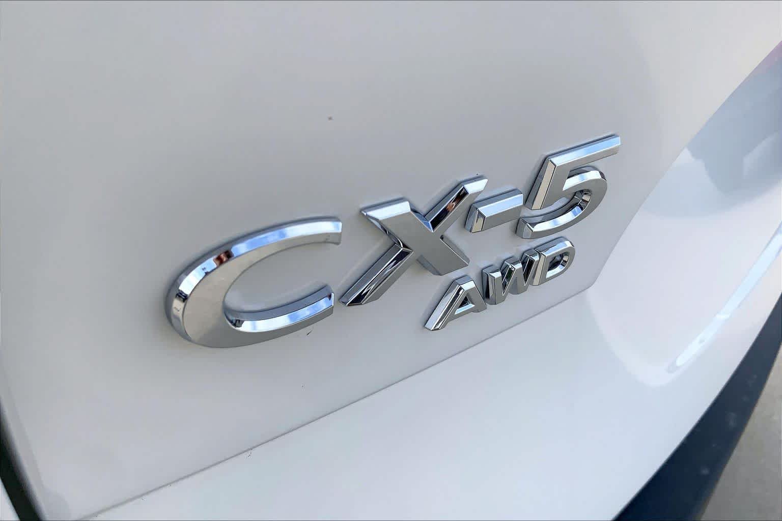 New 2026 Rhodium White Metallic Mazda 2.5 S Select AWD image 15